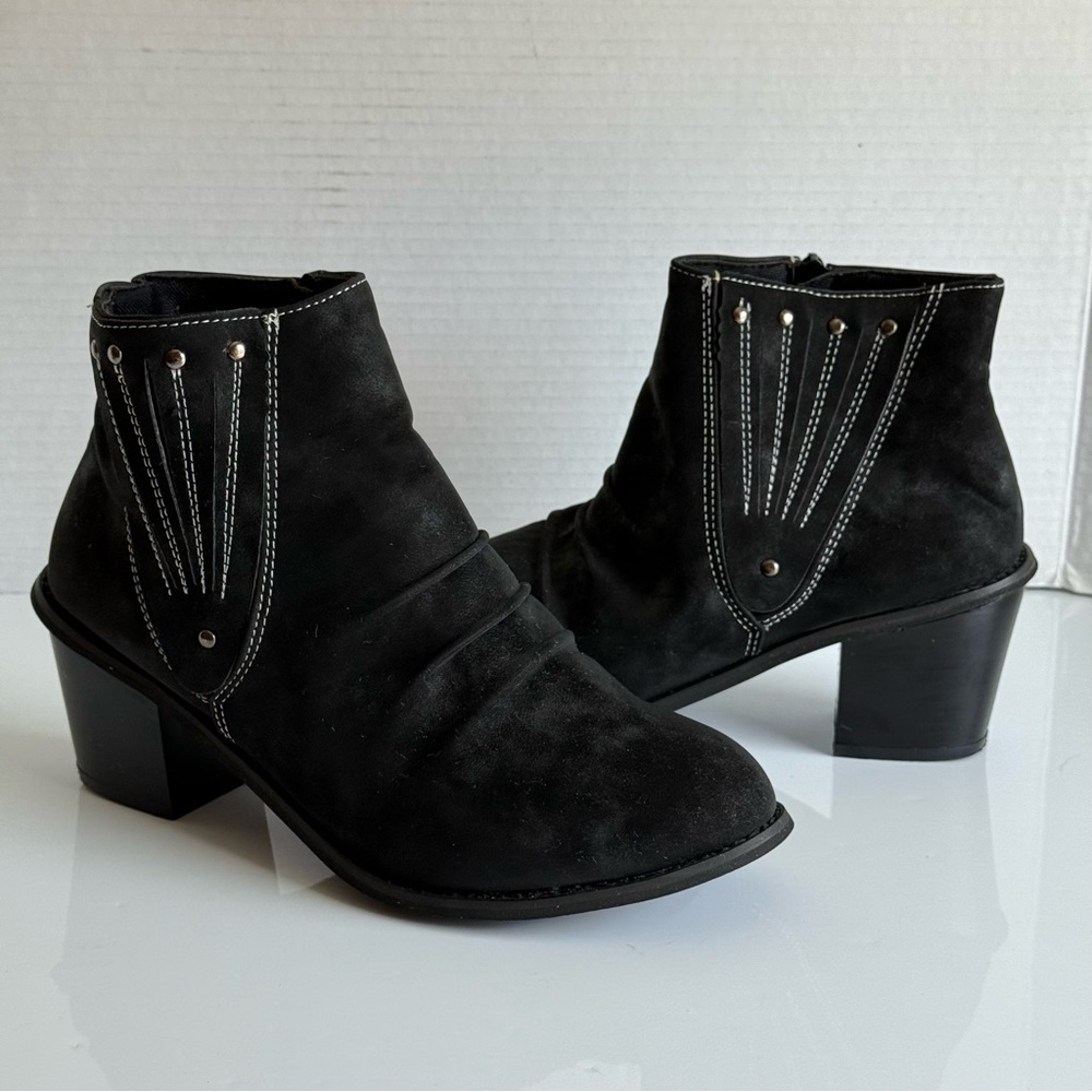 Chunky Western Black Ankle Boots Size 8